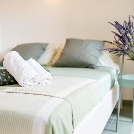 Oliva Apartment 임페리아 외부 사진